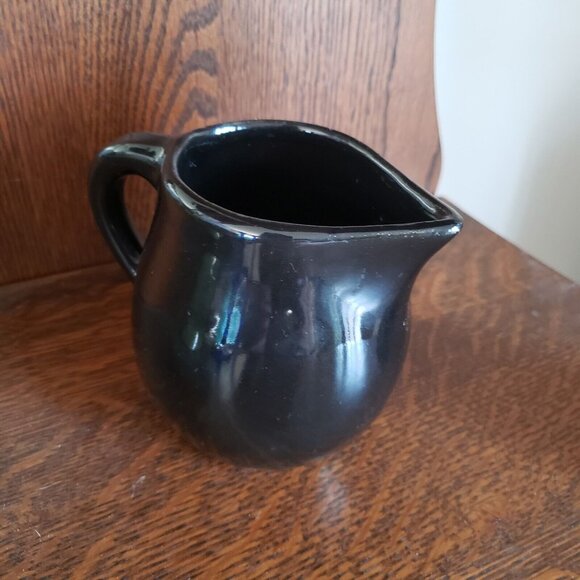 Antique Vintage‎ Black Glazed Primitive Farmhouse Ceramic Crock Pitcher - Picture 3 of 8